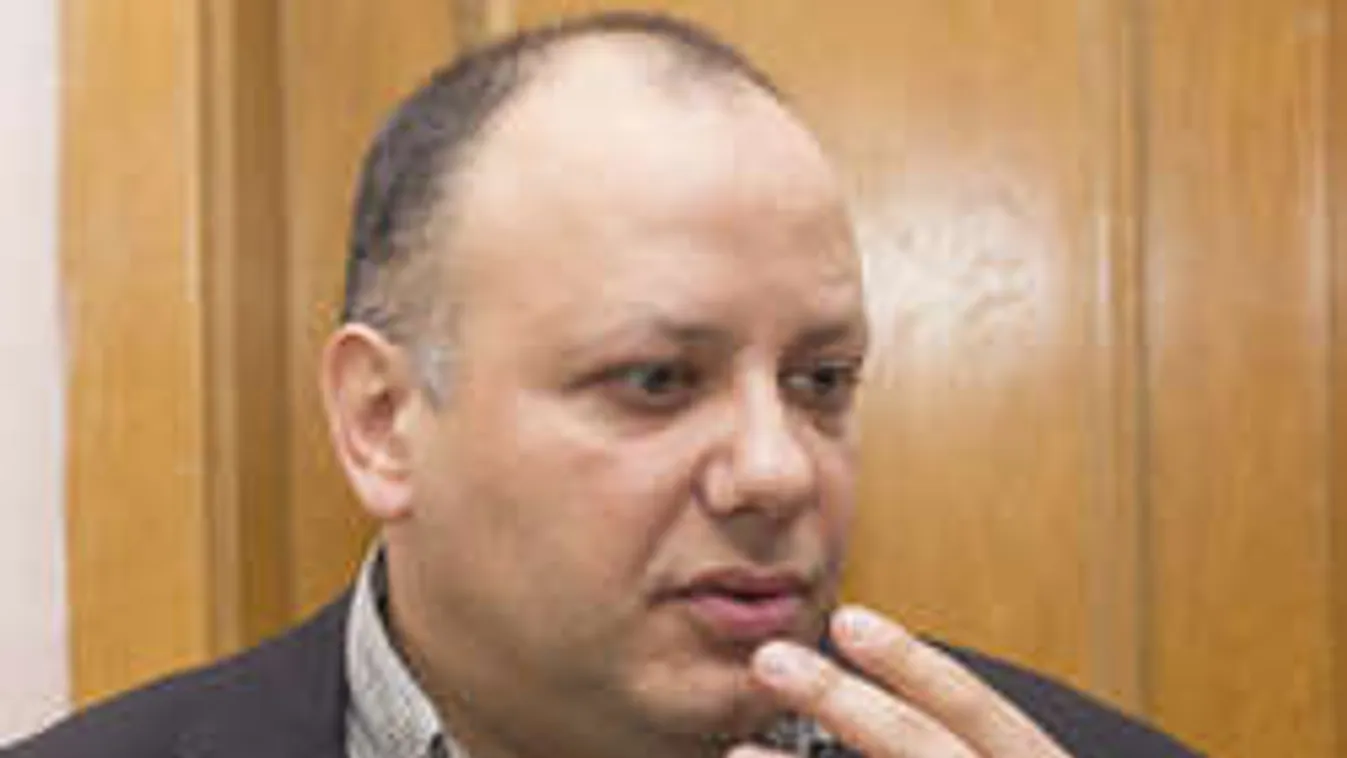 Tovább durvul a dráma: Pszichiáterre szorul Damu terhes neje