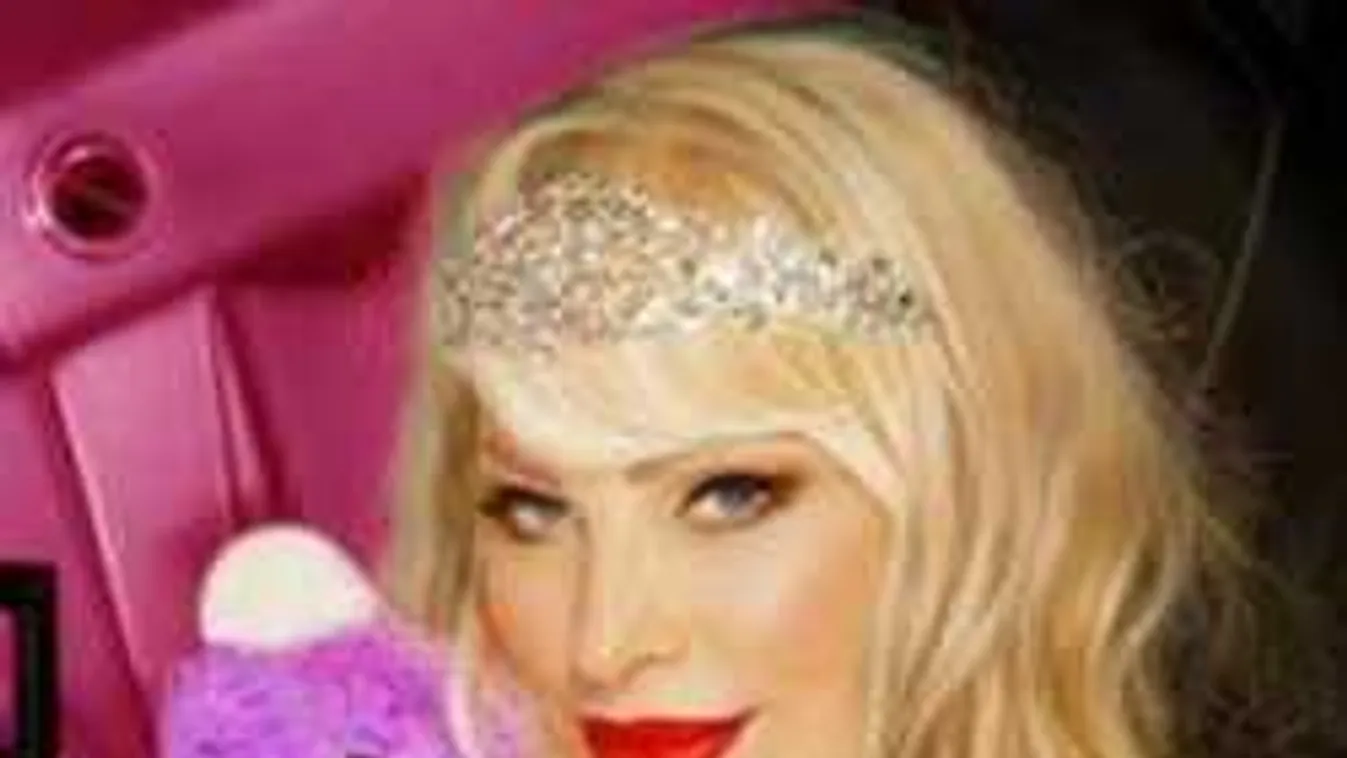 Ez nem semmi: Így vonult utcára a magyar pornódíva