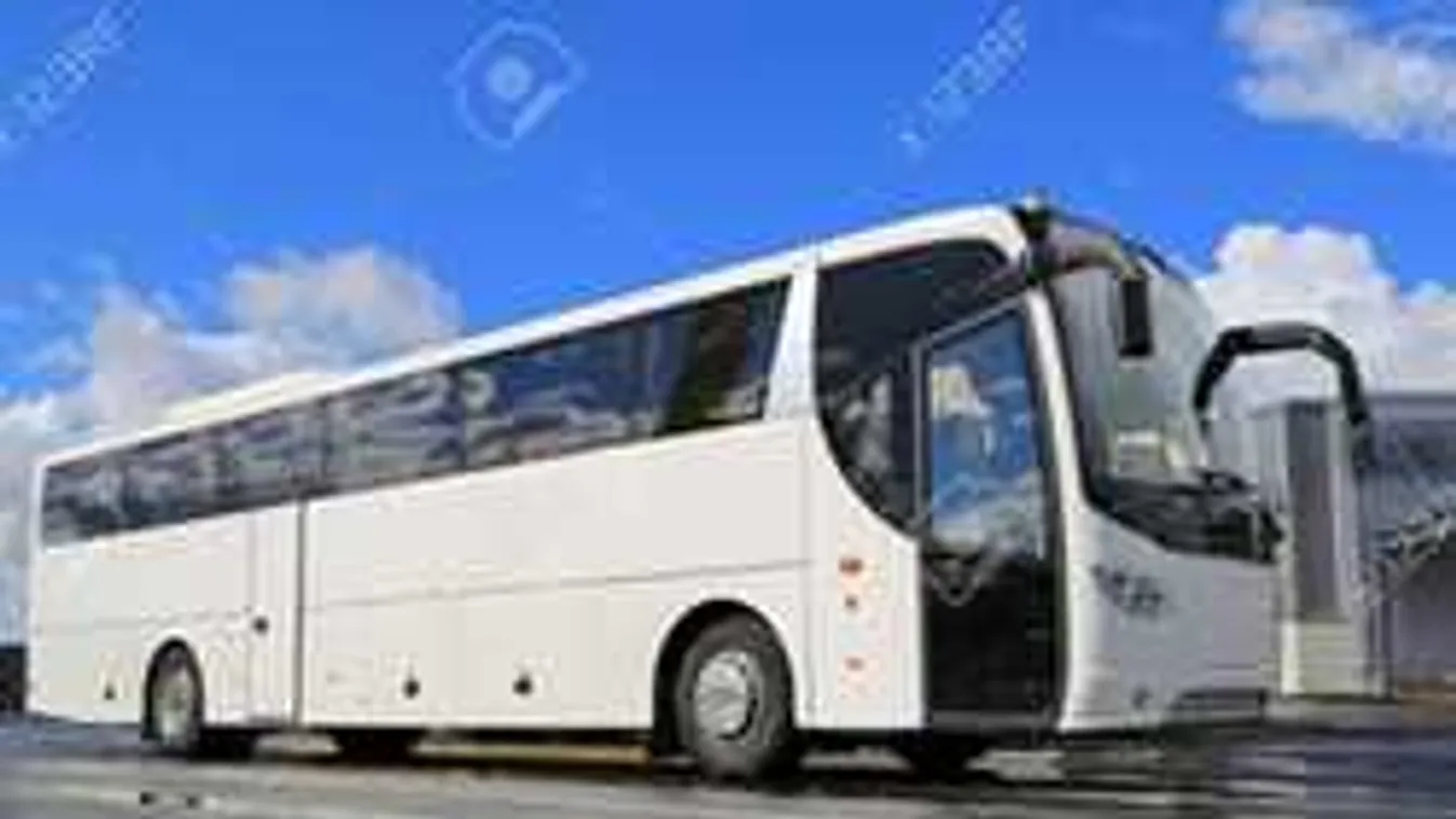 Átverik a bécsi adventi vásárra induló turistákat a buszos cégek