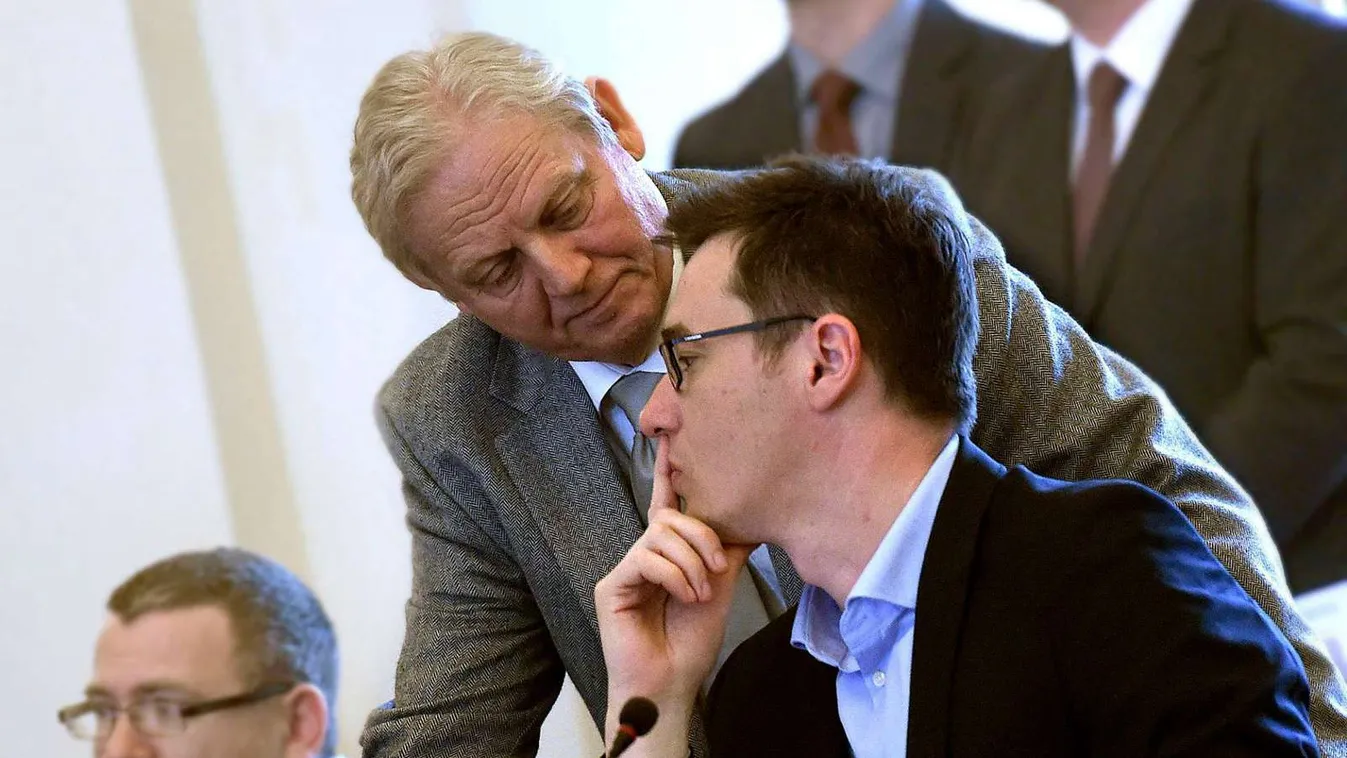 Tarlós keményen kicsontozta Karácsonyt az Inforádióban