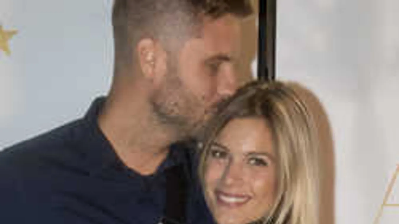 Ezt teszik, ha romantikára vágynak a sztárok