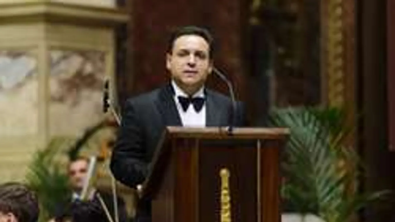 Húszmillió forintot gyűjtve indult útjára Mága Zoltán Hangok és Harangok című fesztiválsorozata