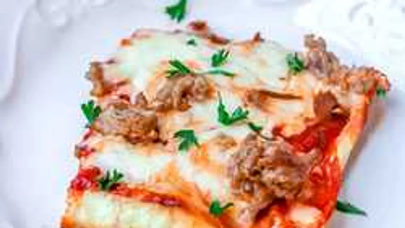 Zseniális ötlet: így készül a sajtimádók lisztmentes pizzája