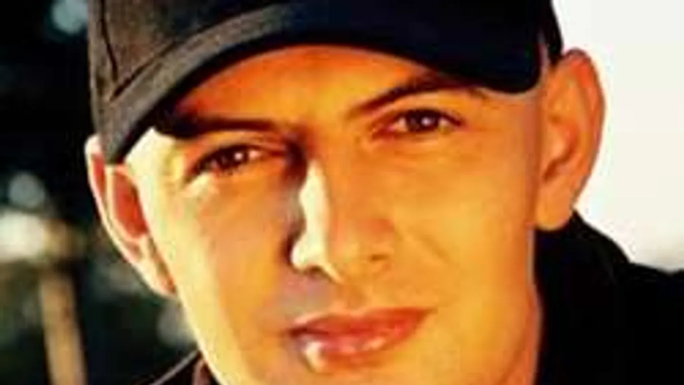 Vujity Tvrtkó sapka nélkül, dús hajjal! Leesett az állunk! - Fotó