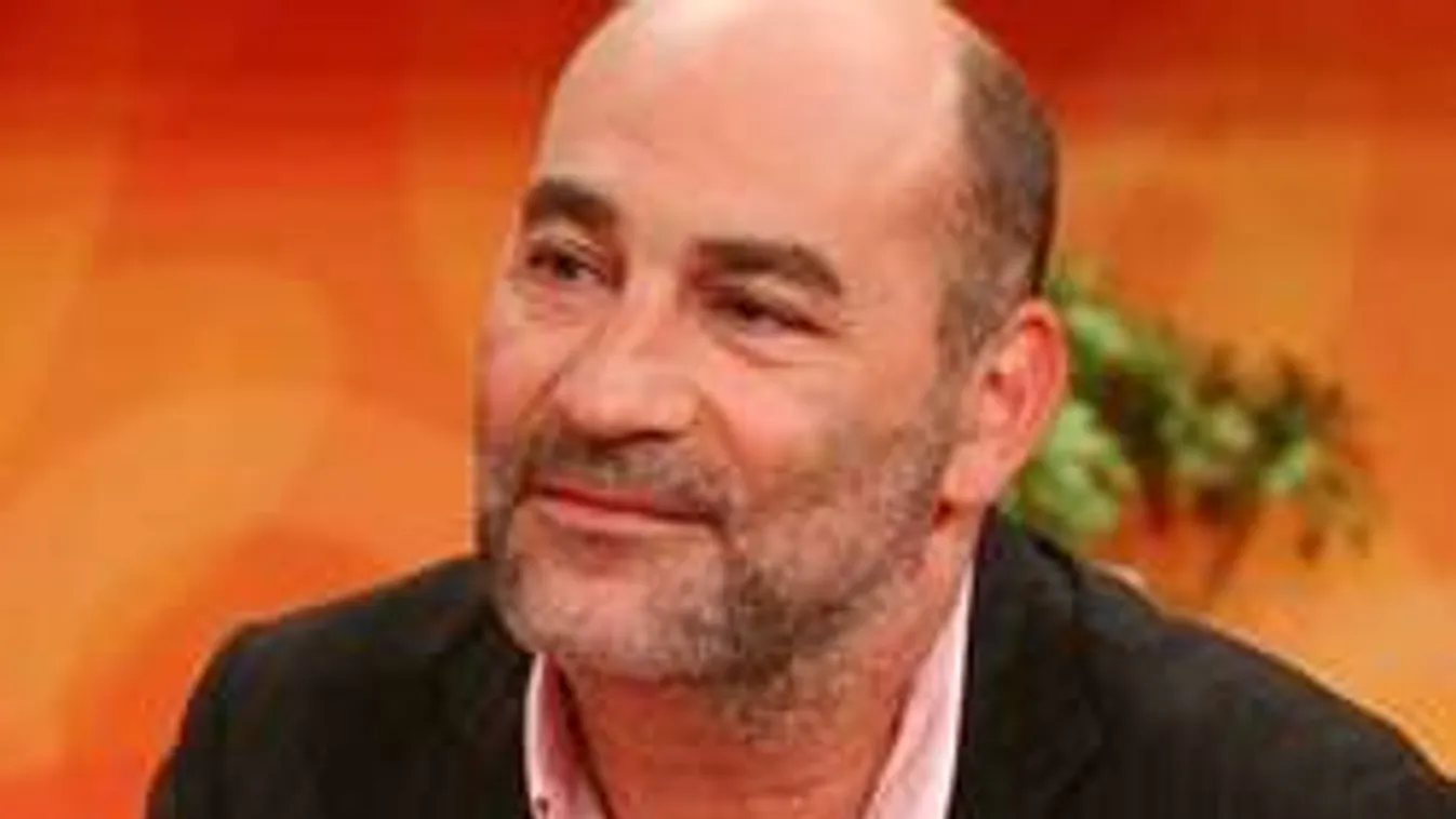 Exkluzív fotók a kórházban lábadozó Kulka Jánosról!