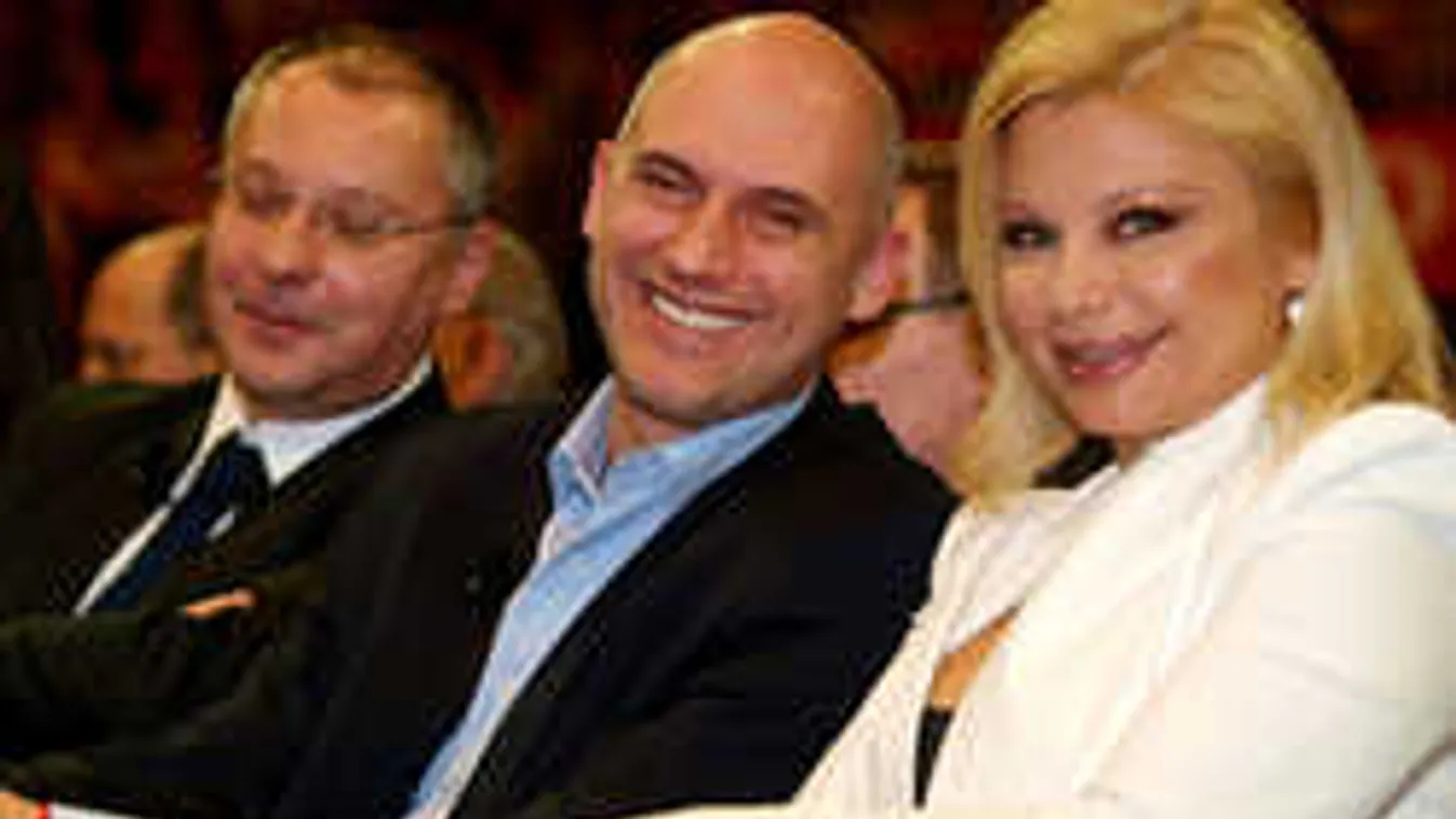 A Kanári-szigetekre költözött az MSZP-s politikus, ezzel magyarázza