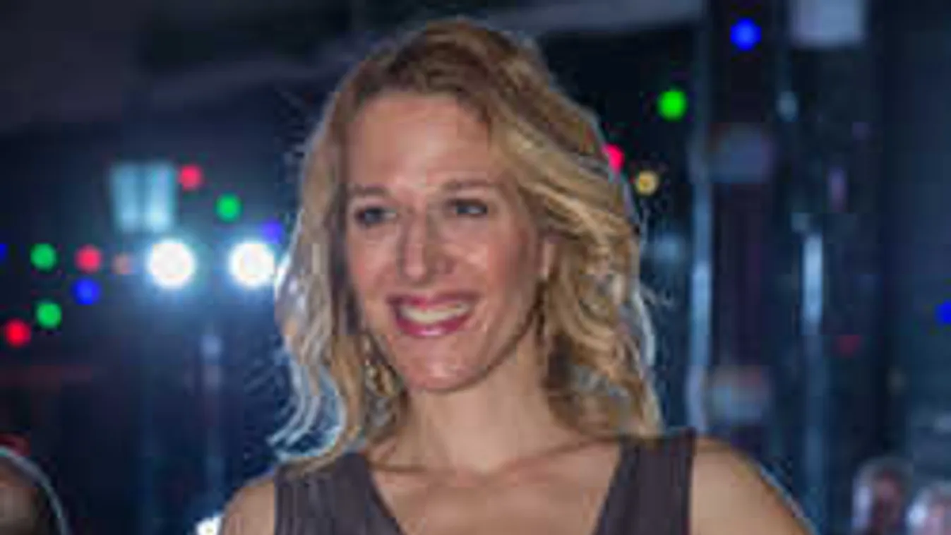 Túl magasra perdült a szoknya, óriási villantás A Nagy Duettben