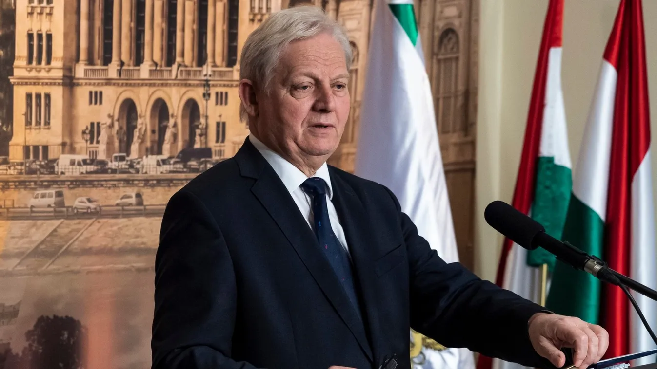 Századvég: Tarlós István toronymagasan vezet