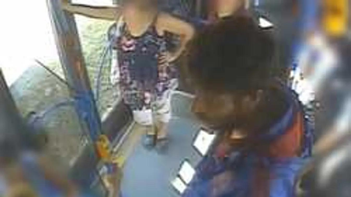 Tömött buszon akart telefont lopni, de erre nem számított...