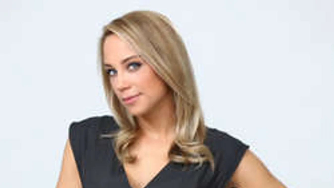 Lebukott: Barátnője exébe szerelmes Kiss Ramóna!