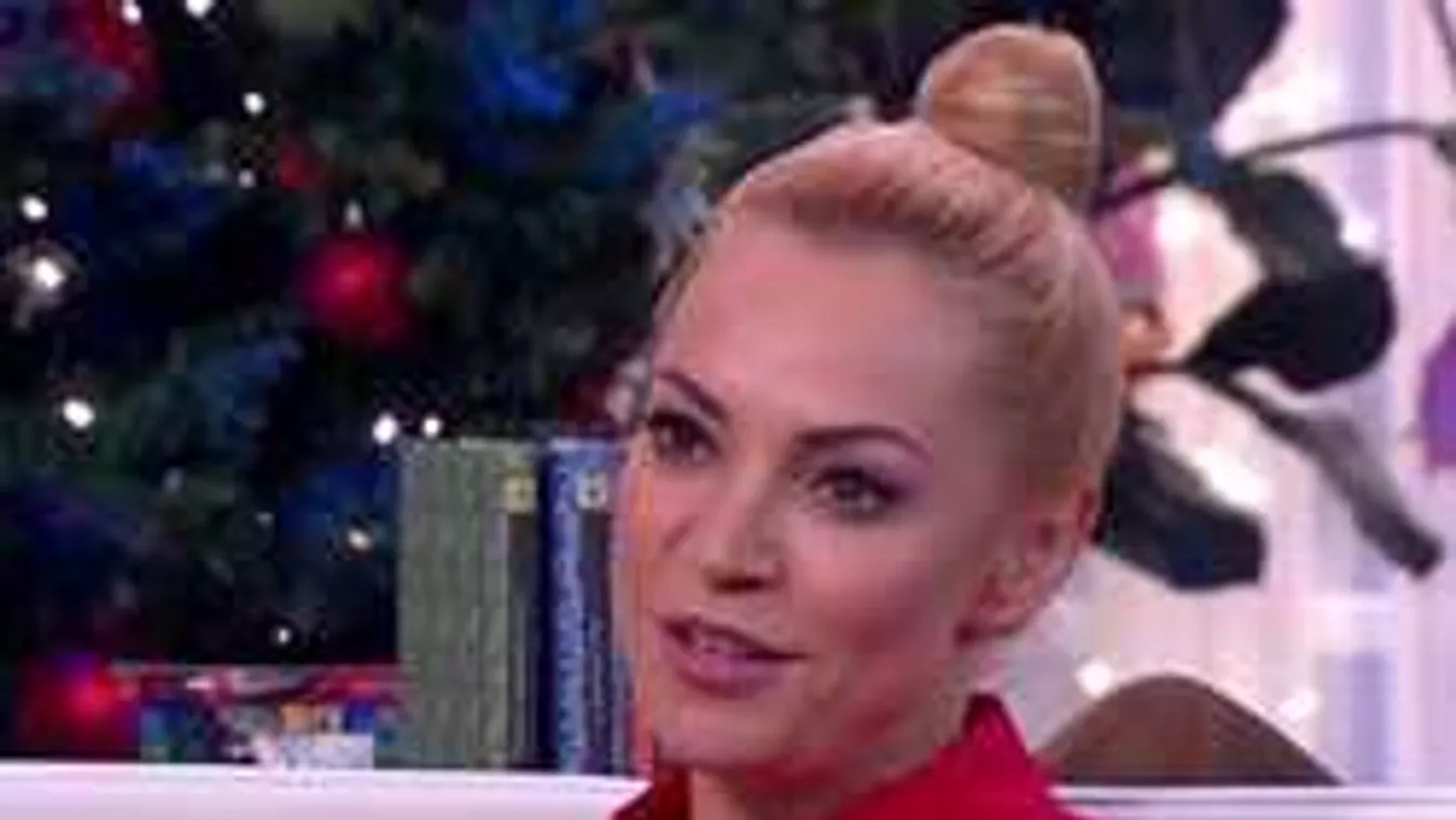 Nem hiszed el, melyik sztár tér vissza szilveszterkor a képernyőre