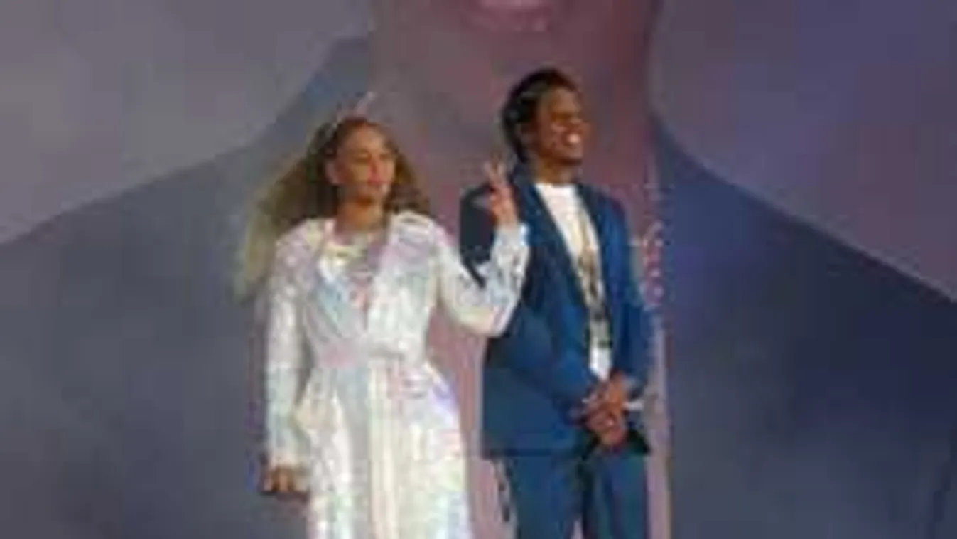 Óriásit bukott a sztárpár: senki se hitte volna, hogy idáig süllyednek