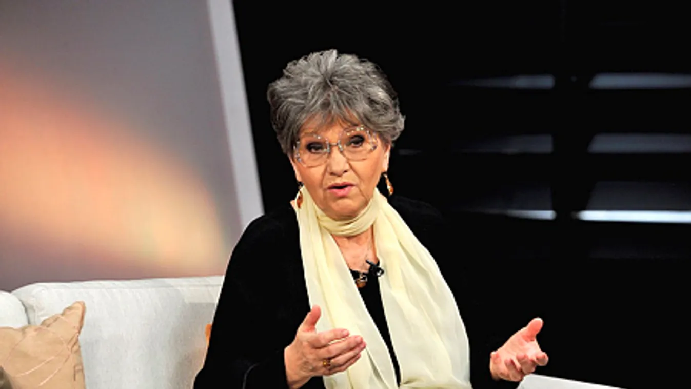 Koronavírus-járvány: Így döntött Pécsi Ildikó és a kórházból hazatért férje