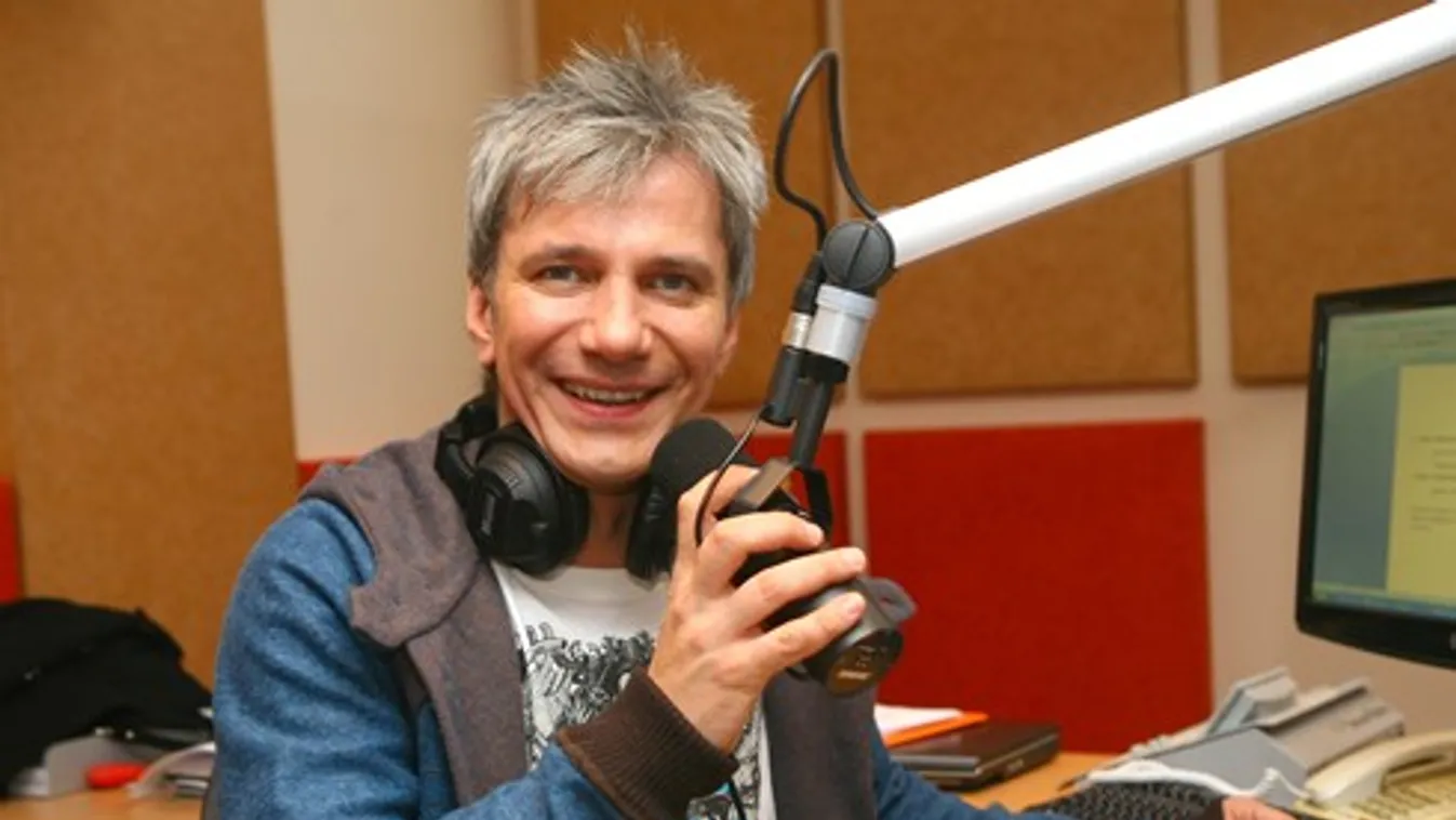 Olyan bikinis kép került elő Bochkor Gábor eltitkolt exéről, hogy az ész megáll