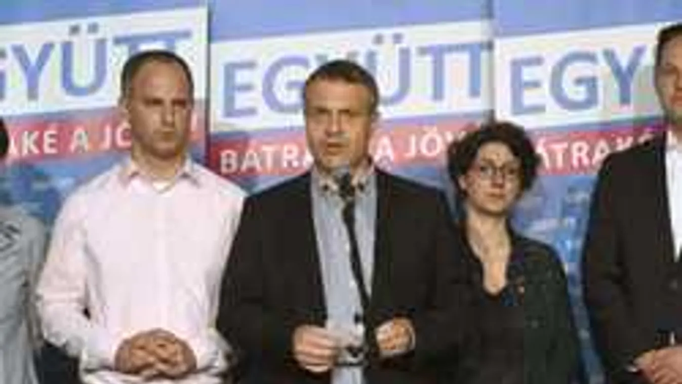 Több ellenzéki párt vezetője is lemondott