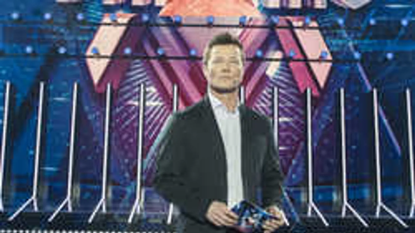 Mindent vett a kamera: Stohl Andrást ez a két nő szórakoztatta