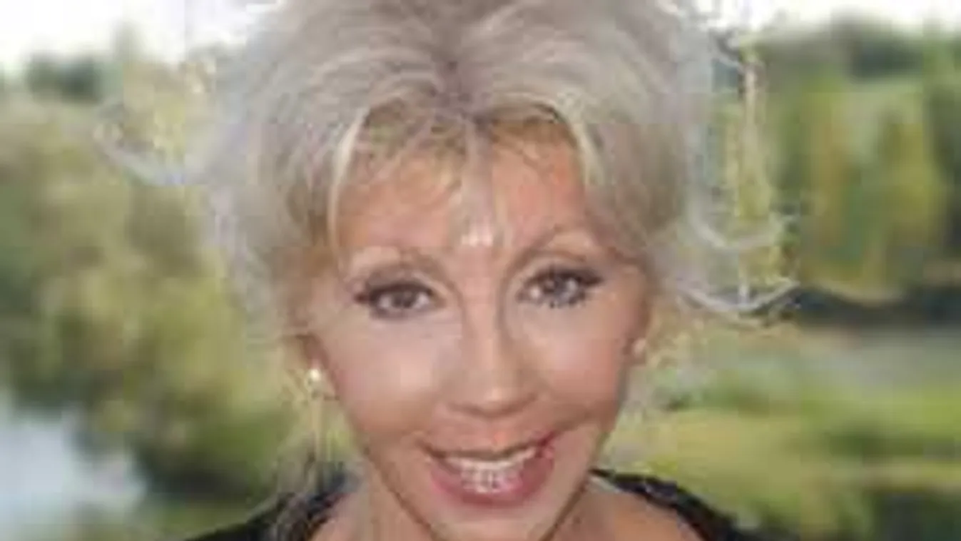 Elhunyt férje születésnapján szenvedett balesetet a magyar énekesnő