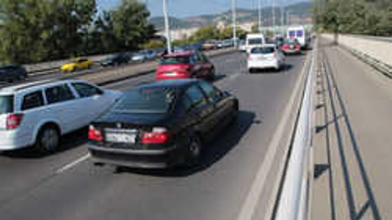 Vigyázat! Mindenki egyszerre indul útnak