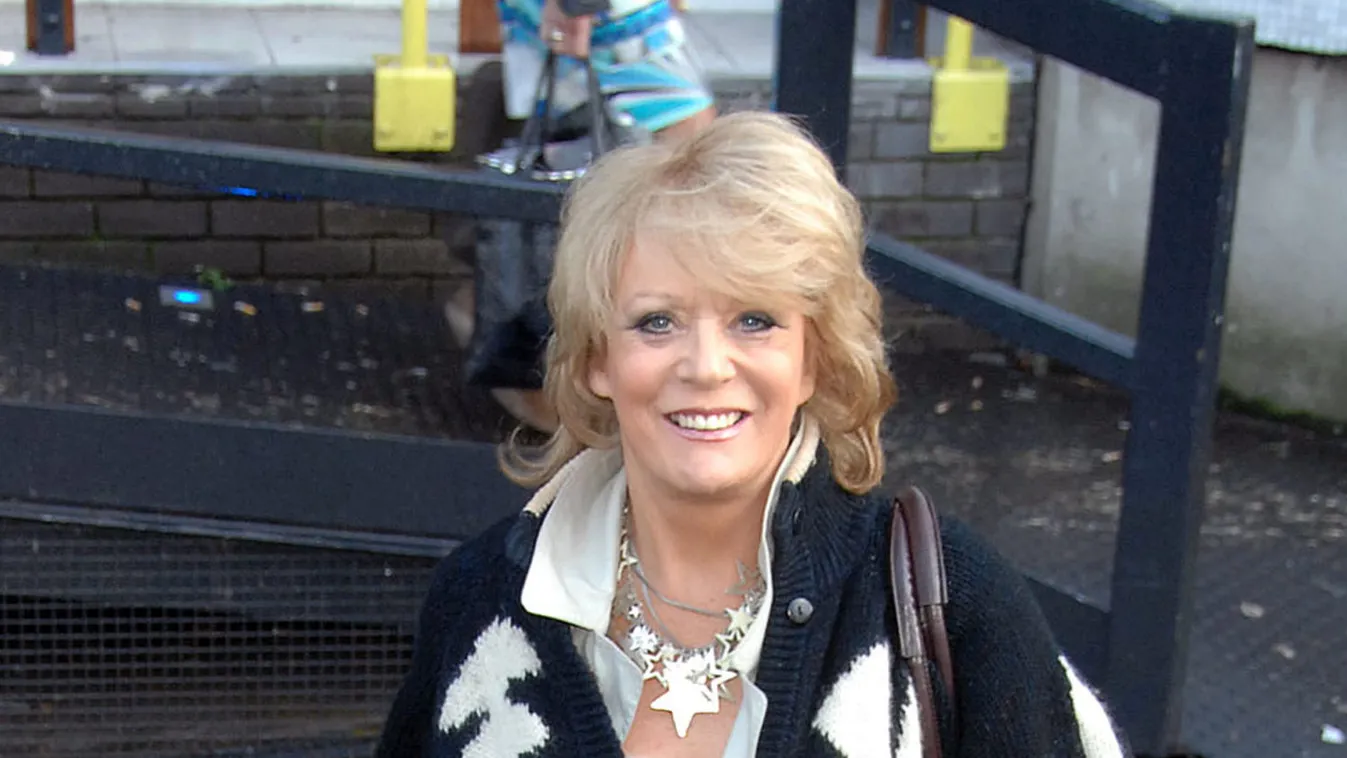 CELEBS LEAVIG ITV STUDIOS IN LONDON