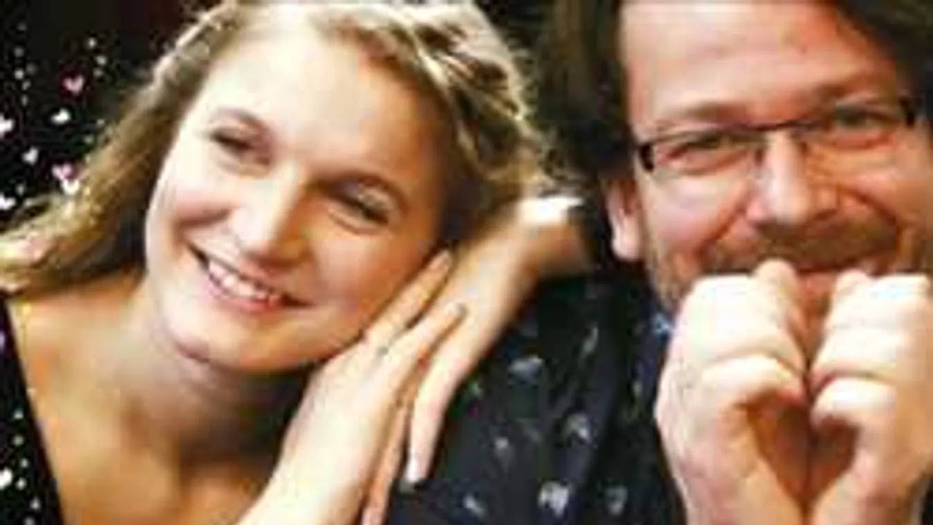 Fia születik a magyar sztárpárnak!