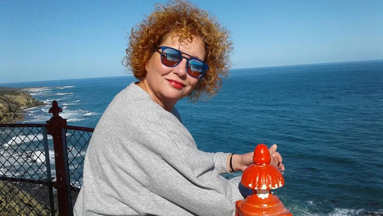 Interjú közben indult be a szülés, rohant a kórházba a magyar sztár