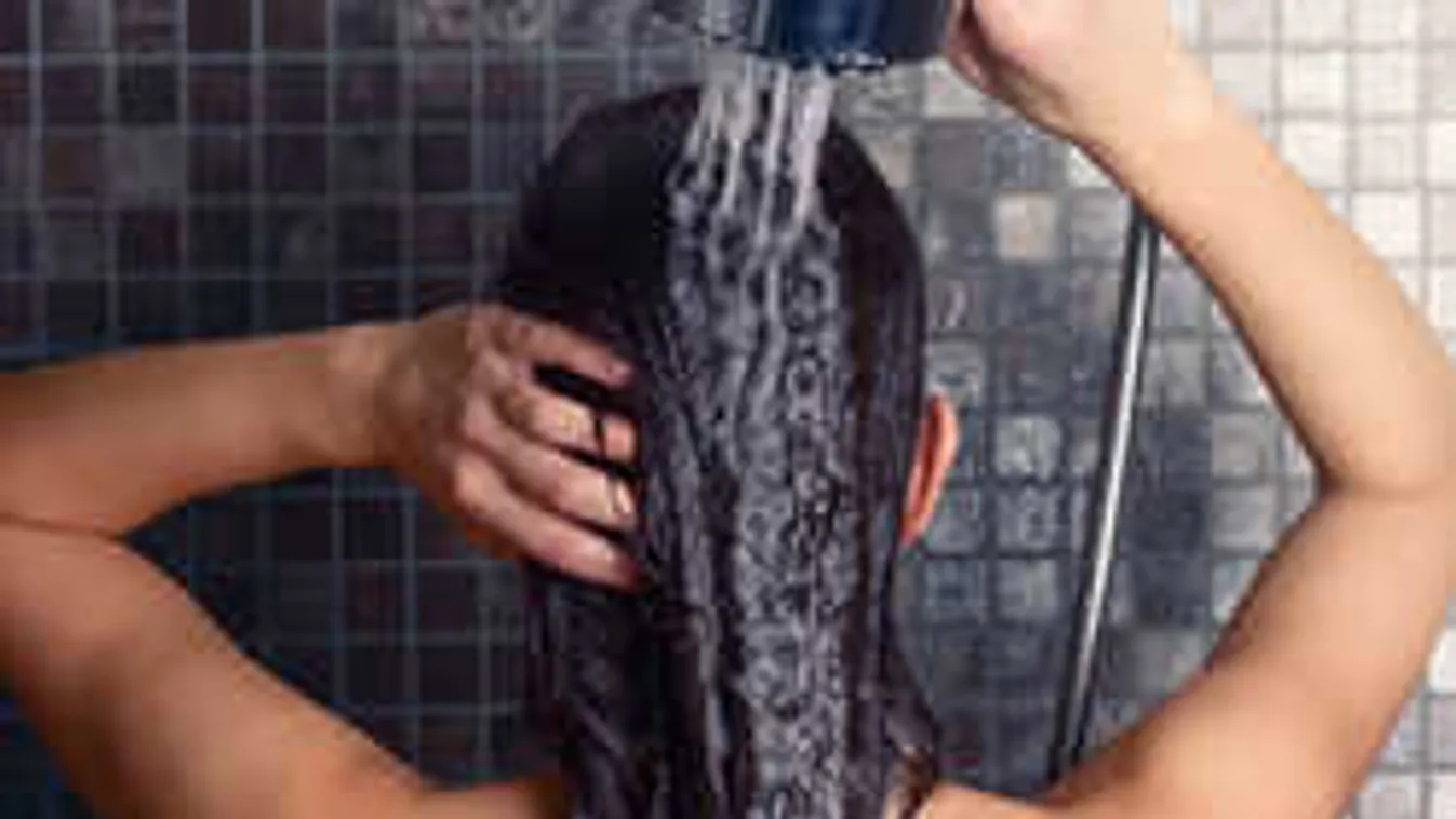 Kiakasztotta a netet az anyuka, mikor bevallotta, mit csinál a zuhany alatt