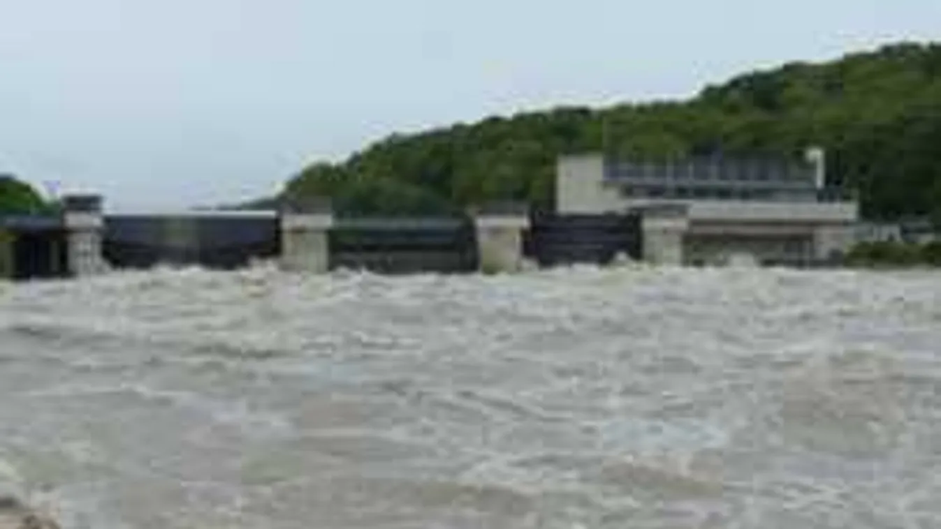 Váratlanul csapott le a hatalmas vihar, villámárvíz Somogyban