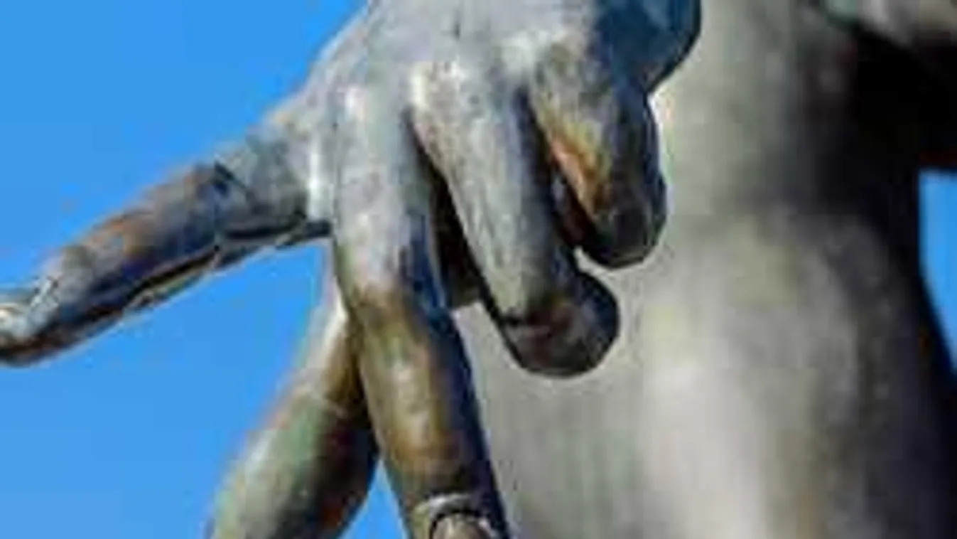 A Svédországba érkezett "kiskorú" marokkóiak 84 százaléka felnőtt...