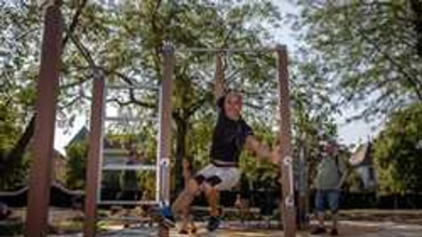 A Rippel fivérek és a Rippel Brothers Mozgásművészeti Akadémia artista növendékei tesztelték az ifjúsági sportpályákat a Városligetben