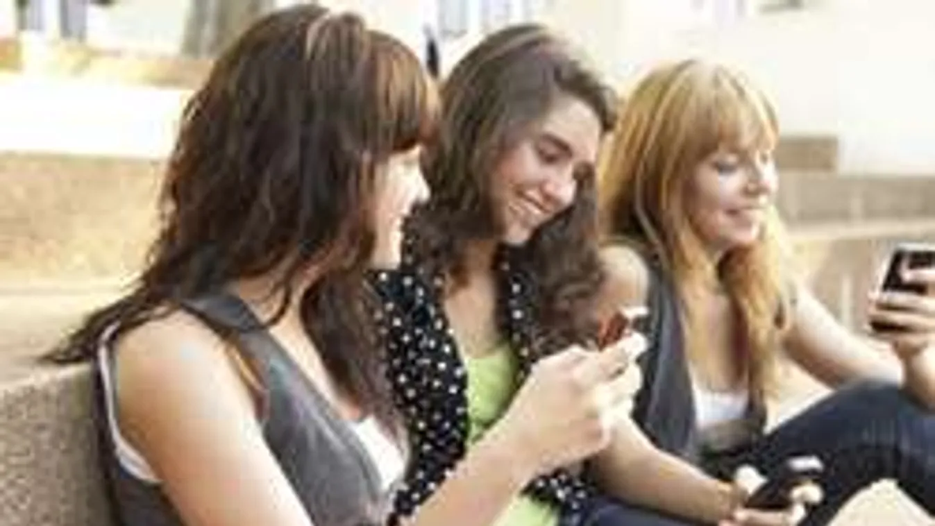 Így posztold a nyaralós képeidet, hogy ne kerülj bajba!