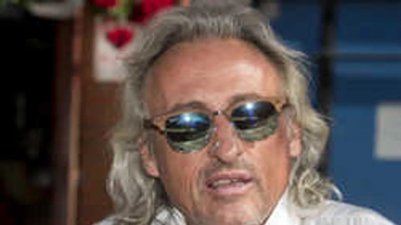 Durva, saját lova törte össze a magyar sztár arcát, műteni kell