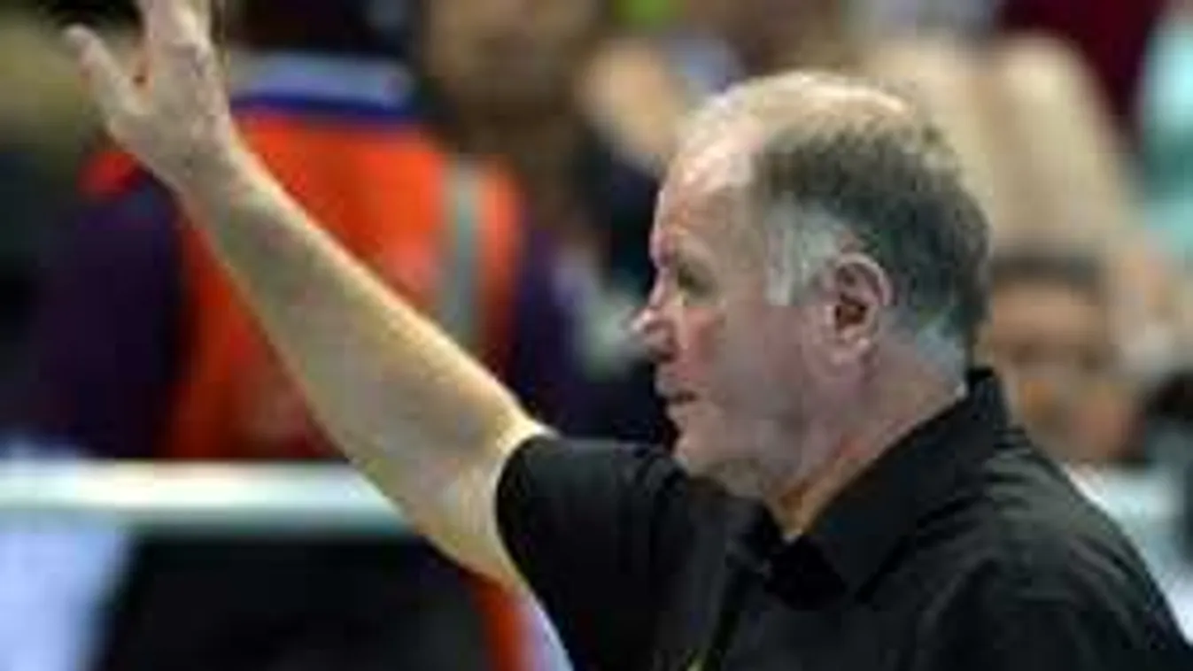 Belestünk Kemény Dénes otthonába