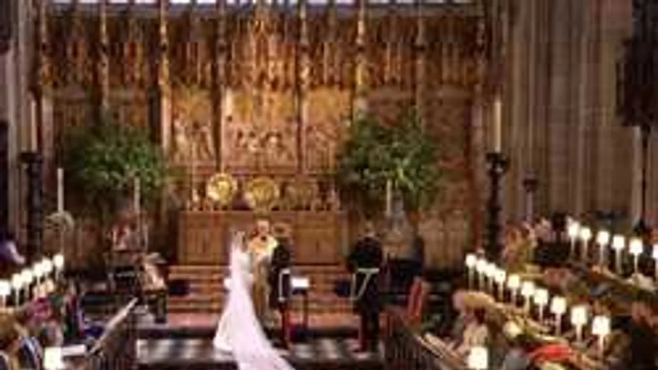 Édes mennyország, íme Meghan és Harry esküvői tortája