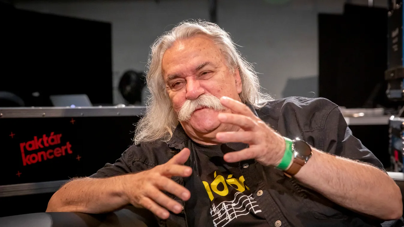 Raktárkoncert: Betegsége után is hajtja a nőket a magyar zenész