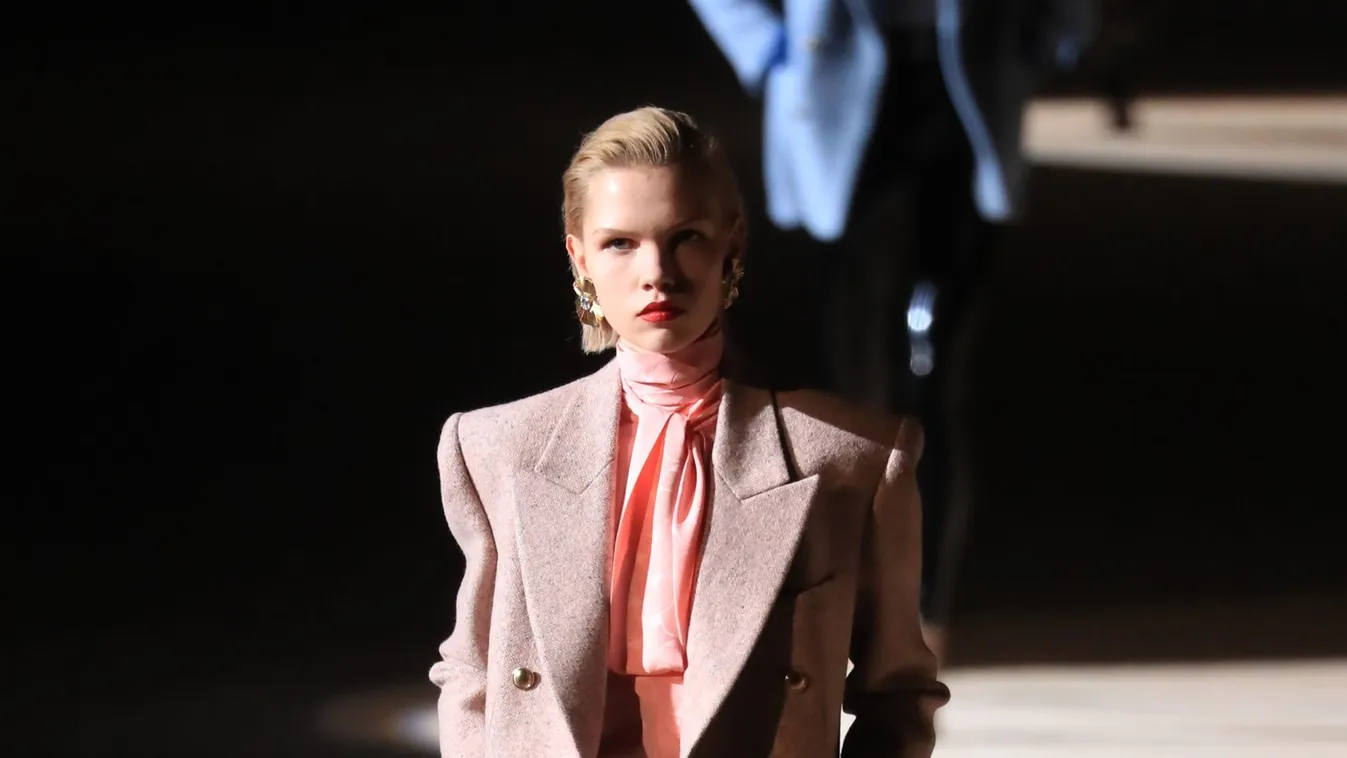 Saint Laurent: Runway - Paris Fashion Week Womenswear Fall/Winter 2020/2021