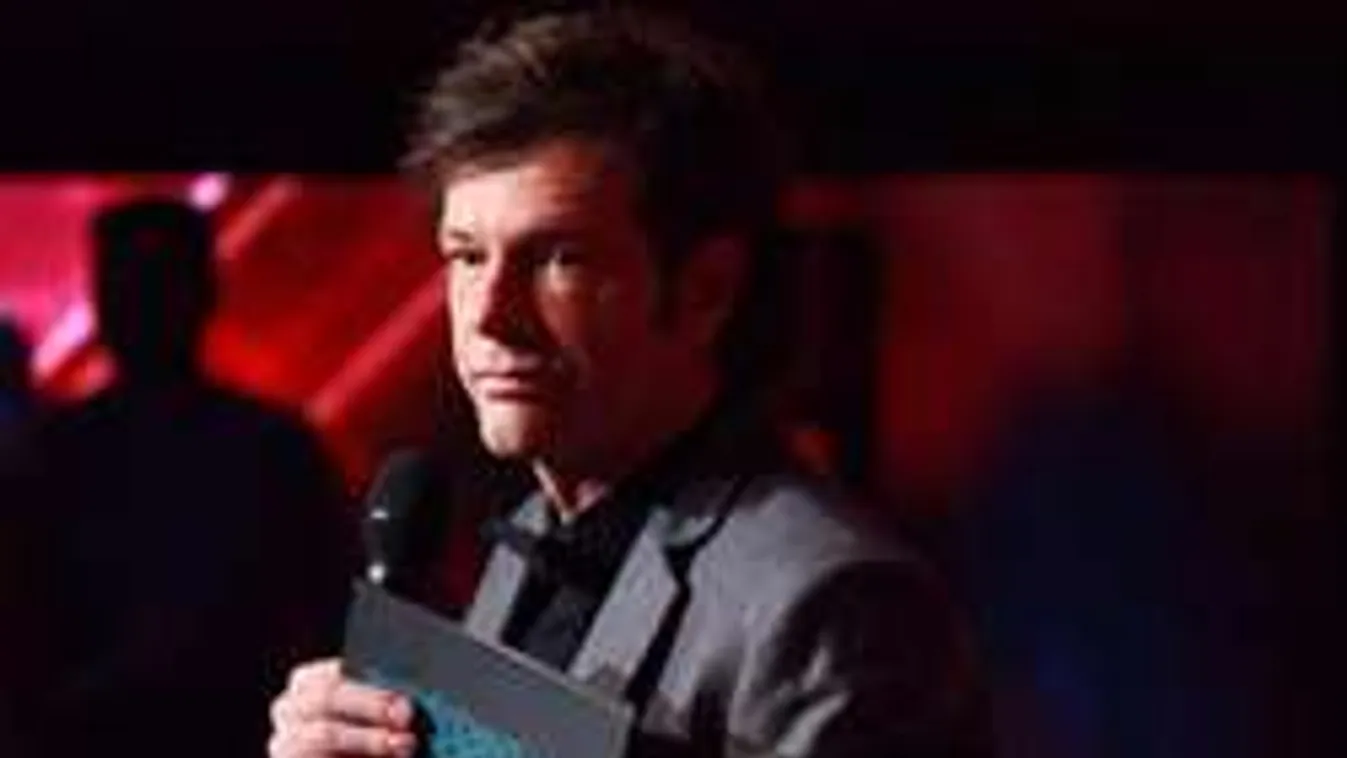 Családjával együtt hagyta el az országot Till Attila