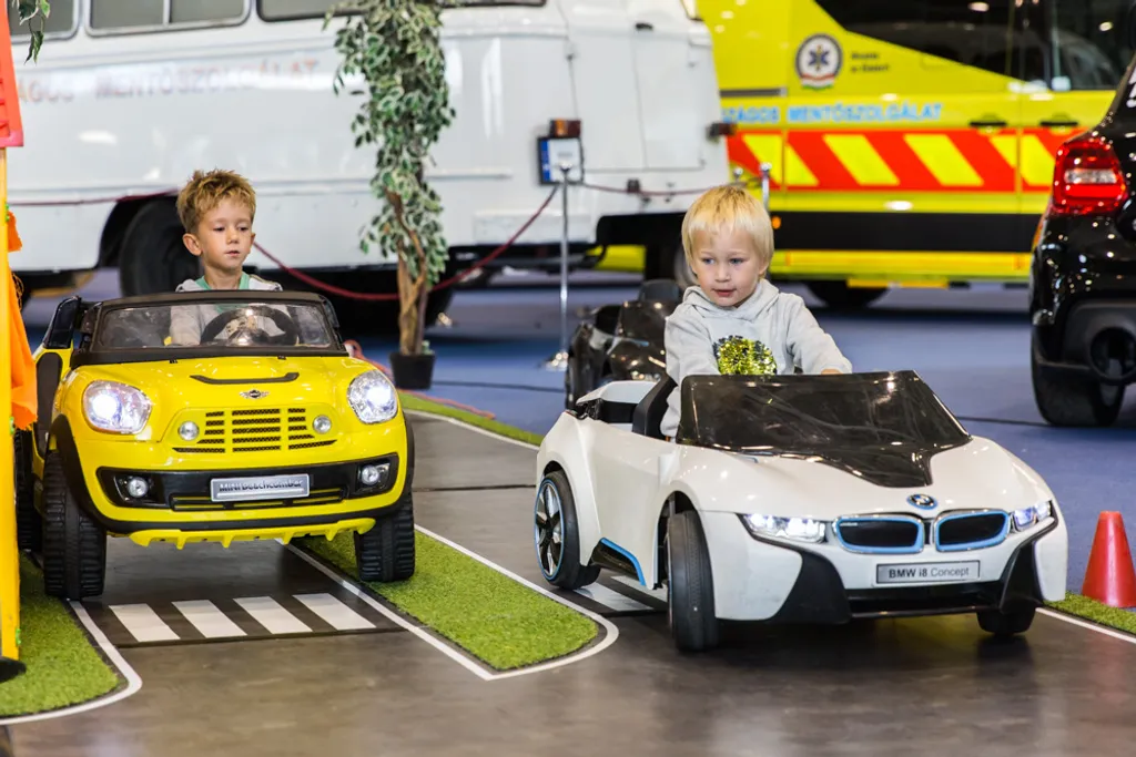 Ennyi pótszabadság jár a gyerekek után