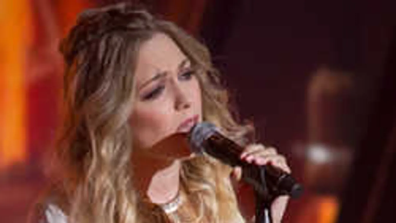 Szakítása után új pasit talált magának a szexi magyar énekesnő