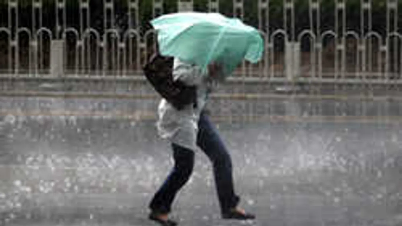 Megdöbbentő felvételek: pusztít a vihar az országban