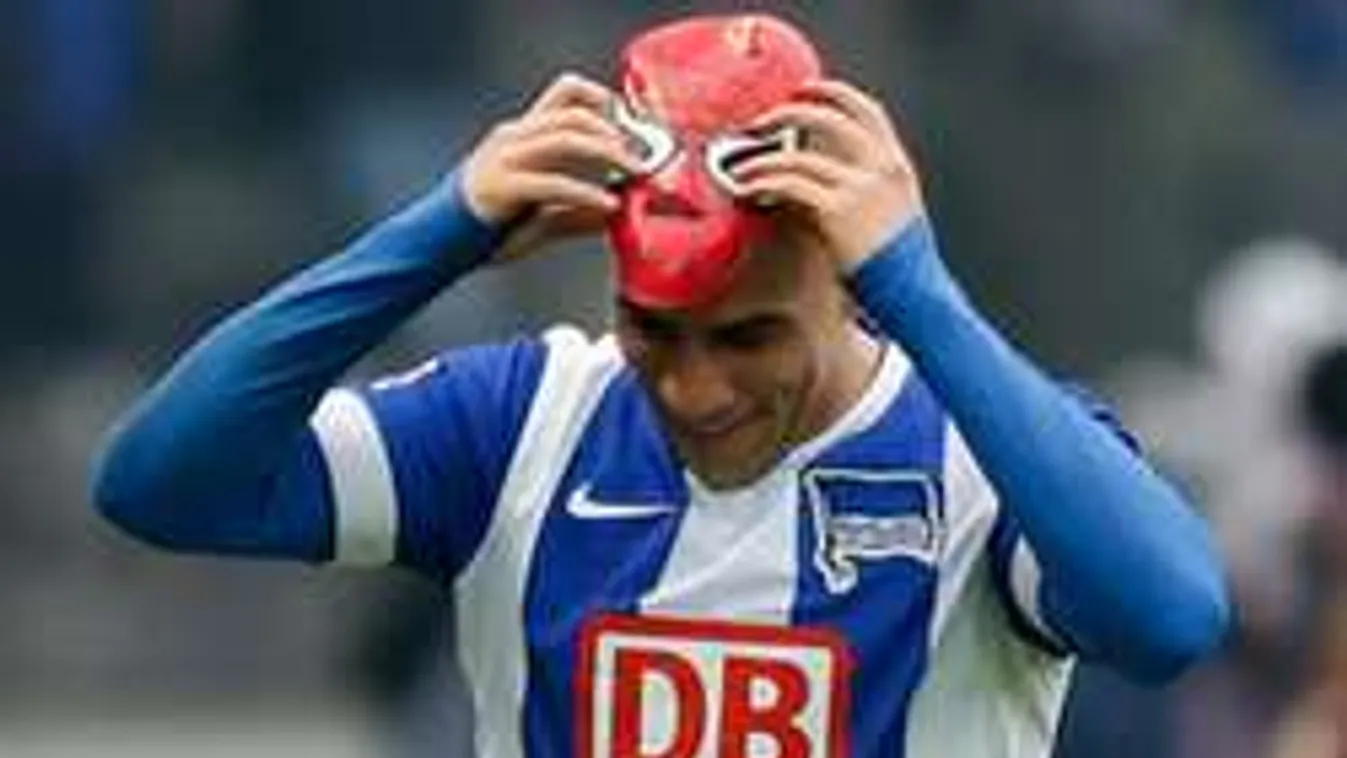 Verekedett Dárdai focistája, Huszti klubjáig repült