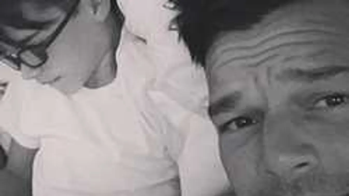 Ilyen még nem volt: Világsztár mutatta meg mesés otthona minden zugát