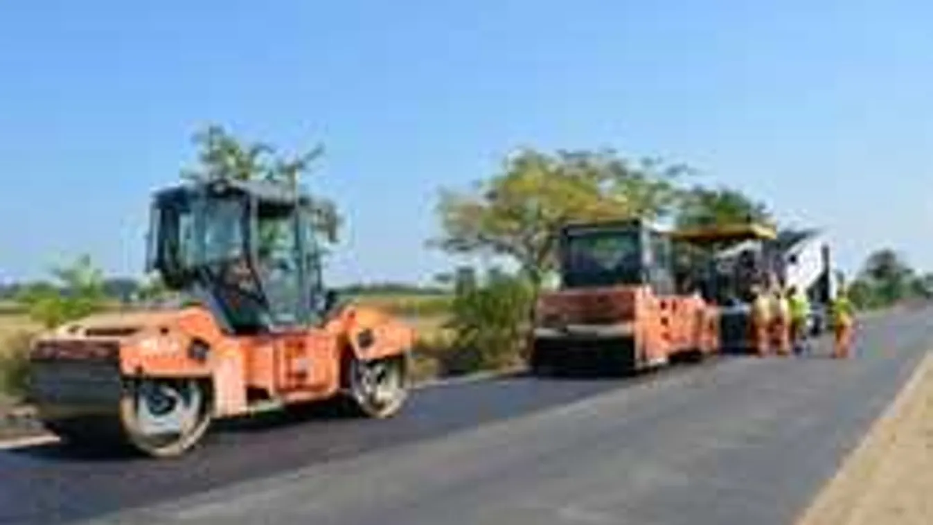 Belvárosi négysávosítással gyorsult Nyíregyháza közlekedése