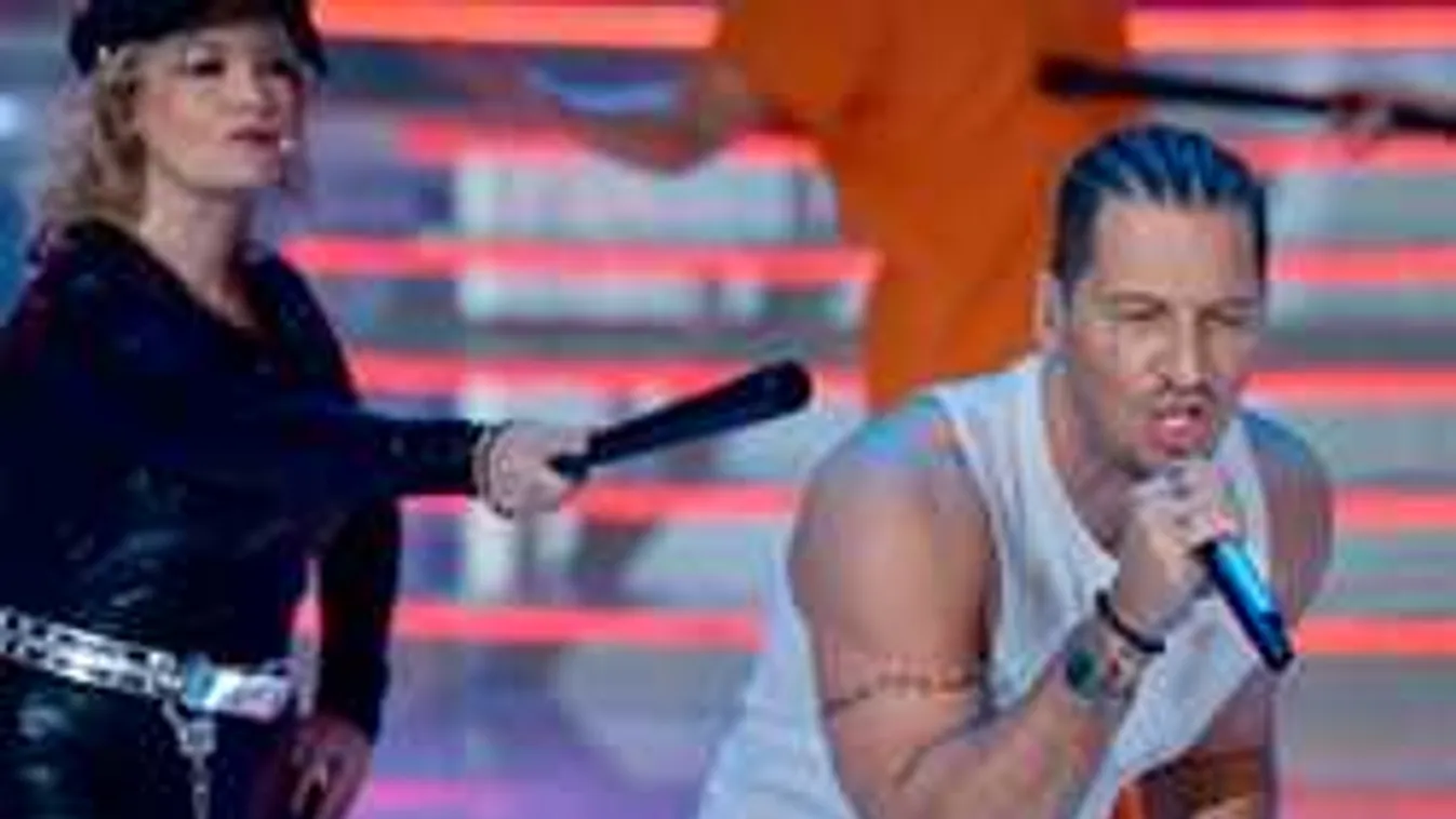 Dögös dominaként büntet Ábrahám Edit!