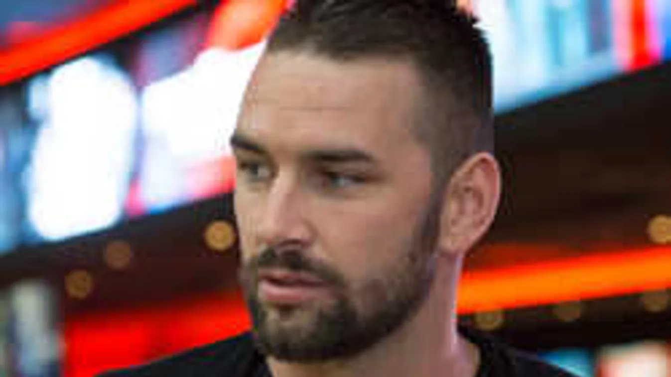 Nagyon édes: Így tanítja fiát kajakozni Kucsera Gábor