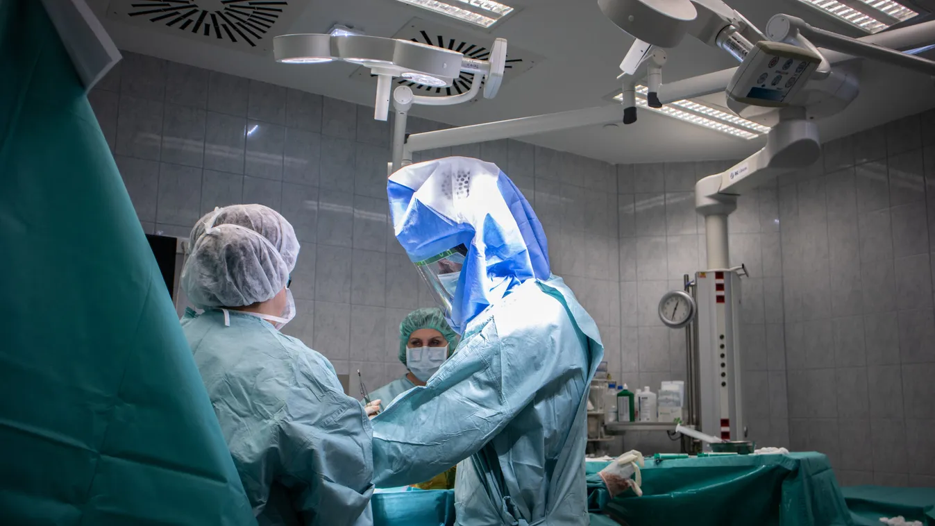 Robotasszisztens segíti a magyar orvost, hihetetlen, mire képes a technika