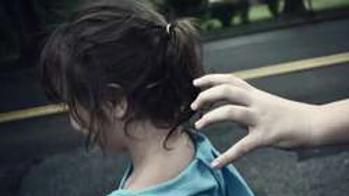 A gyerekszobából tűnt el a 14 éves Pest megyei kislány