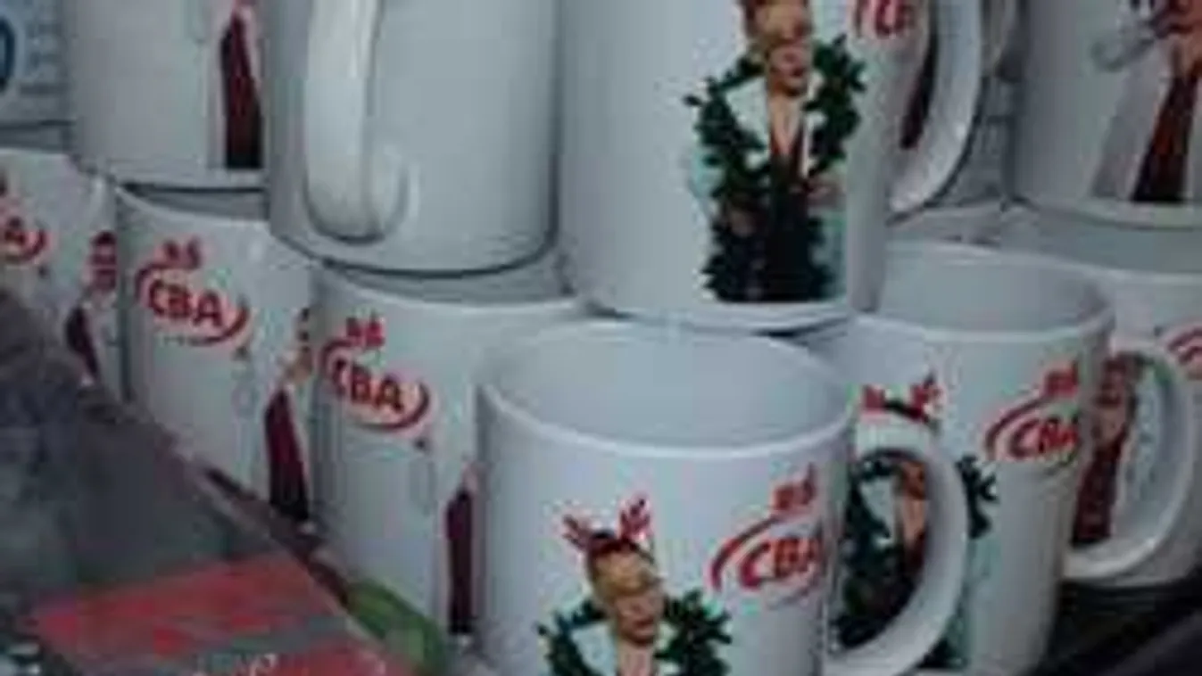 Beelőzte a karácsony a halottak napját