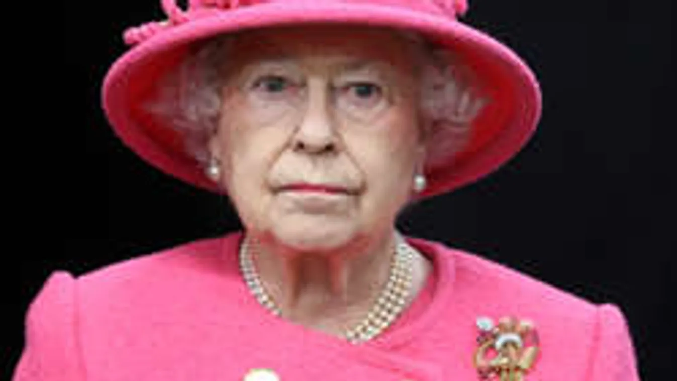 Friss: Autóbalesetet szenvedett Erzsébet királynő és Károly herceg!