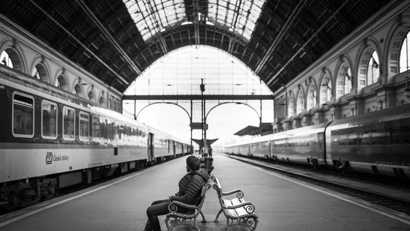 Bizarr látvány: műlábat felejtettek a MÁV vonatán