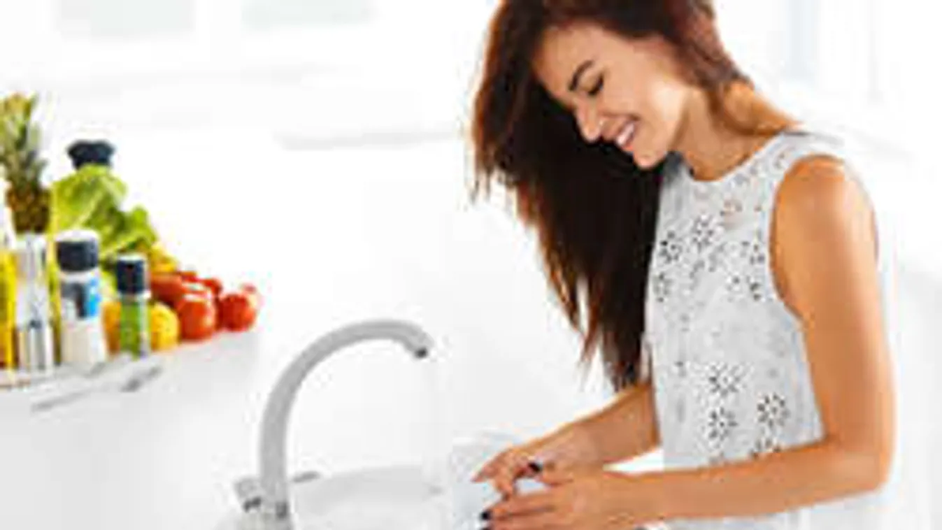 Íme a legnagyobb hiba, amit mosogatás közben mindenki elkövet